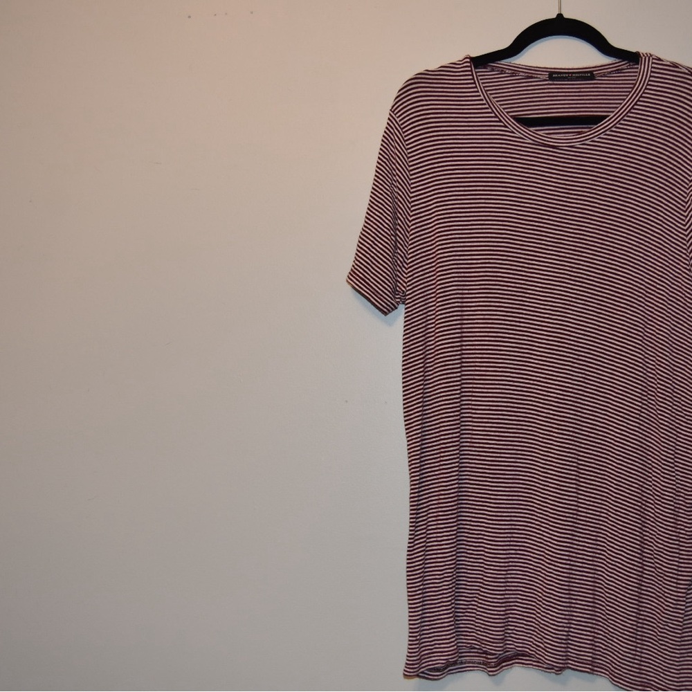 Brandy Melville Red and White Striped Short Sleeve Tee